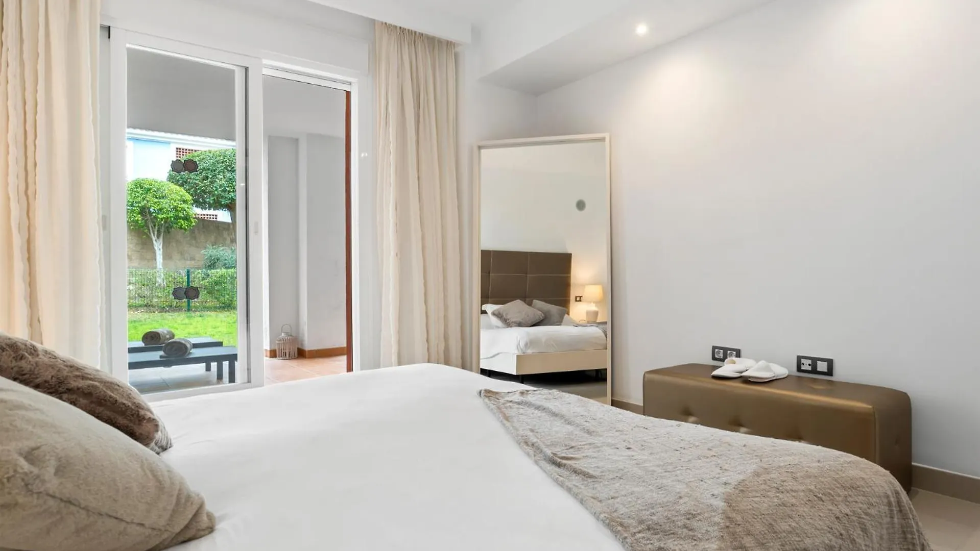 Cortijo Del Mar Resort 2 Bed Apartment Málaga