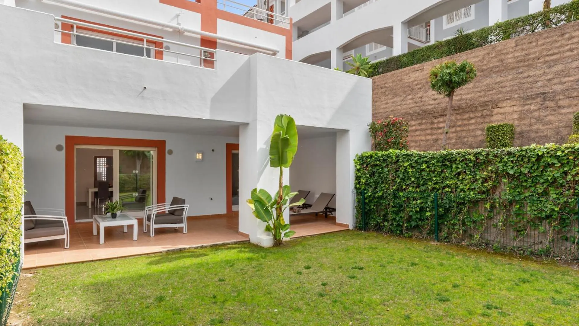 Cortijo Del Mar Resort 2 Bed Apartment Málaga