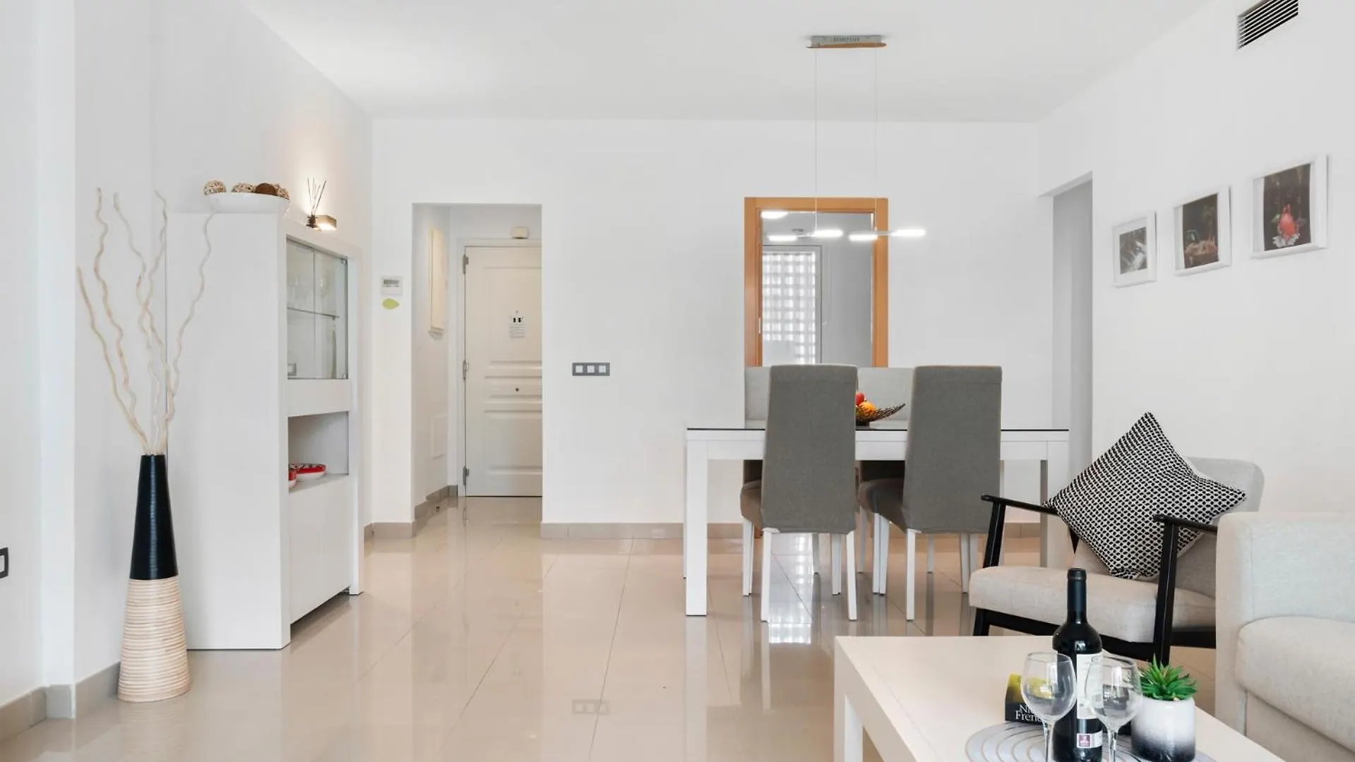Cortijo Del Mar Resort 2 Bed Apartment Málaga